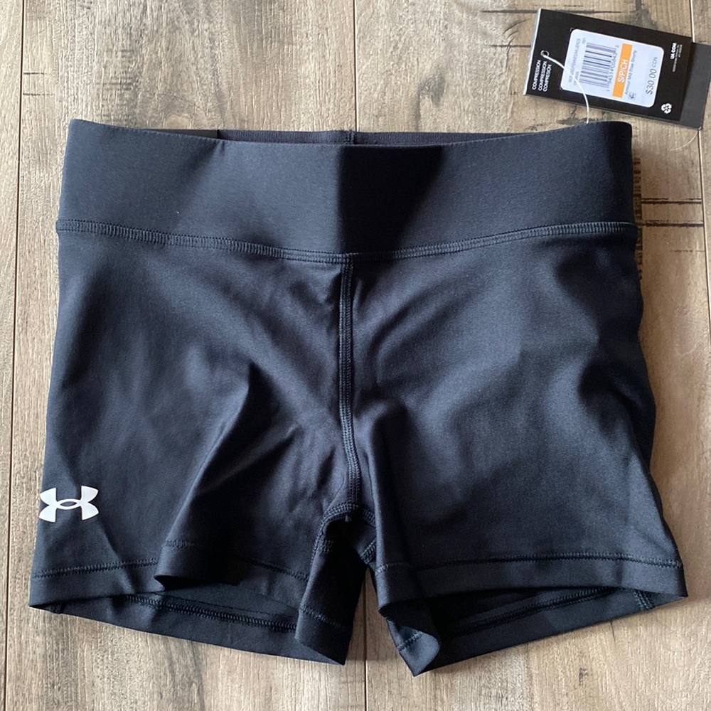 New  Under Armour compression shorts small no more tags just 1 pair